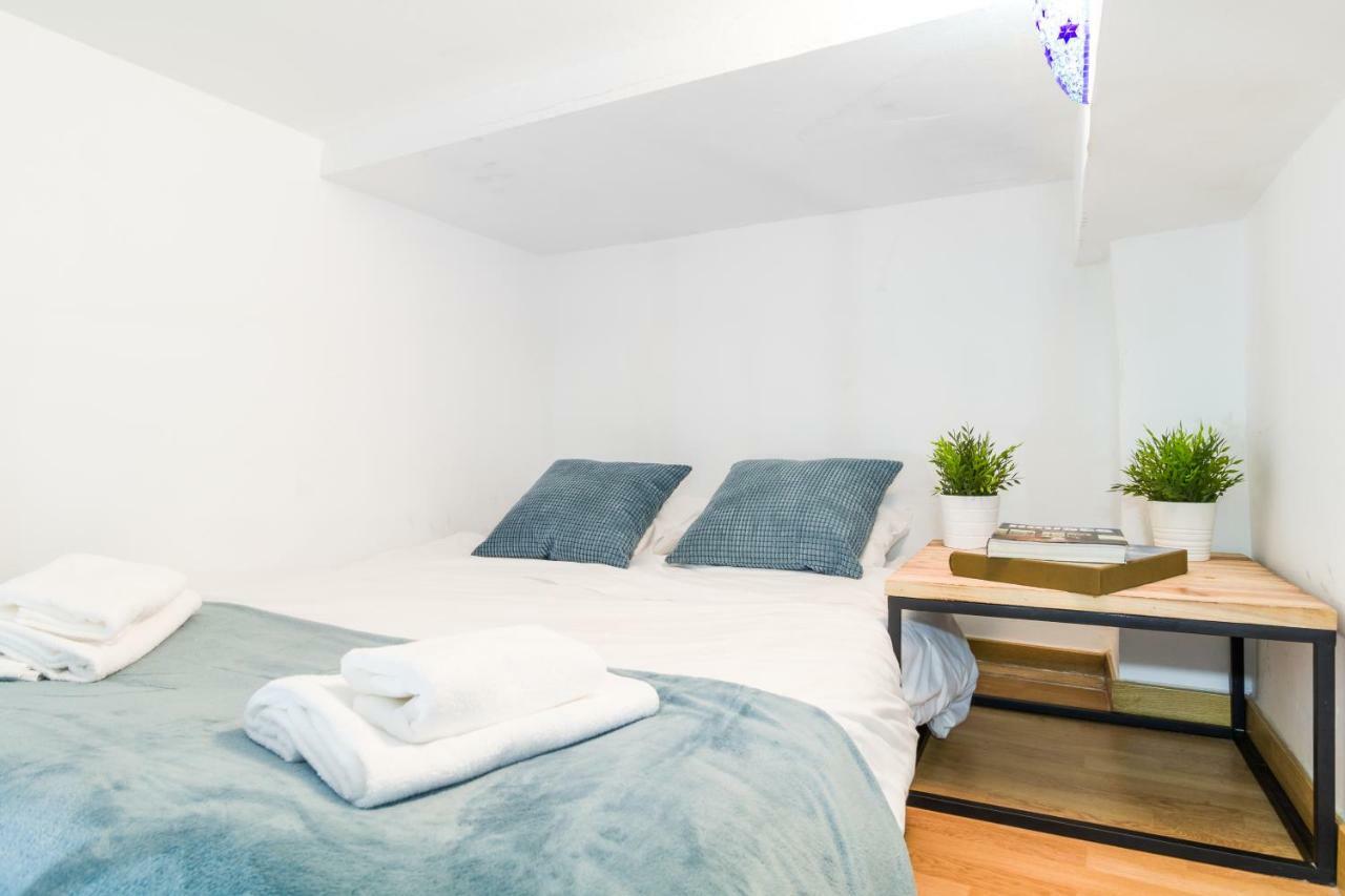 Pyr Select Plaza Mayor II Y III Apartment Madrid Bagian luar foto