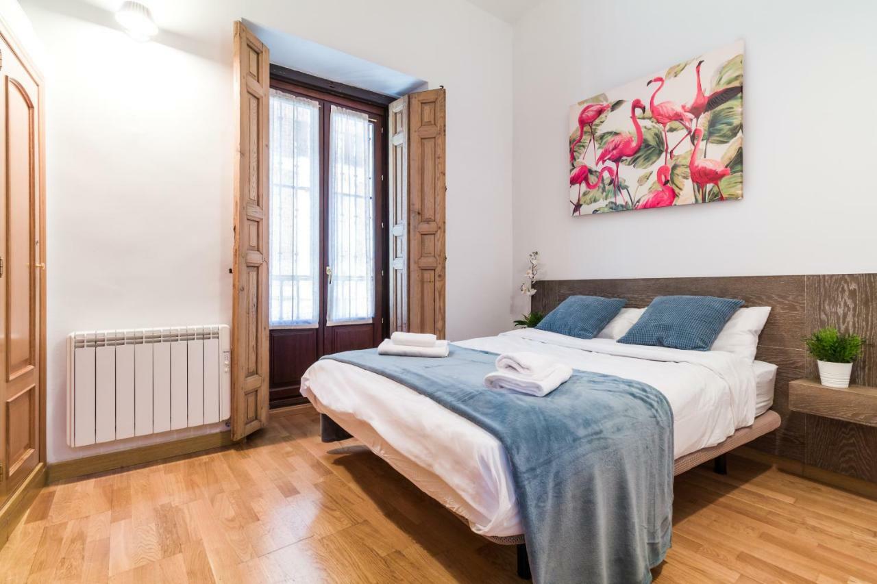 Pyr Select Plaza Mayor II Y III Apartment Madrid Bagian luar foto